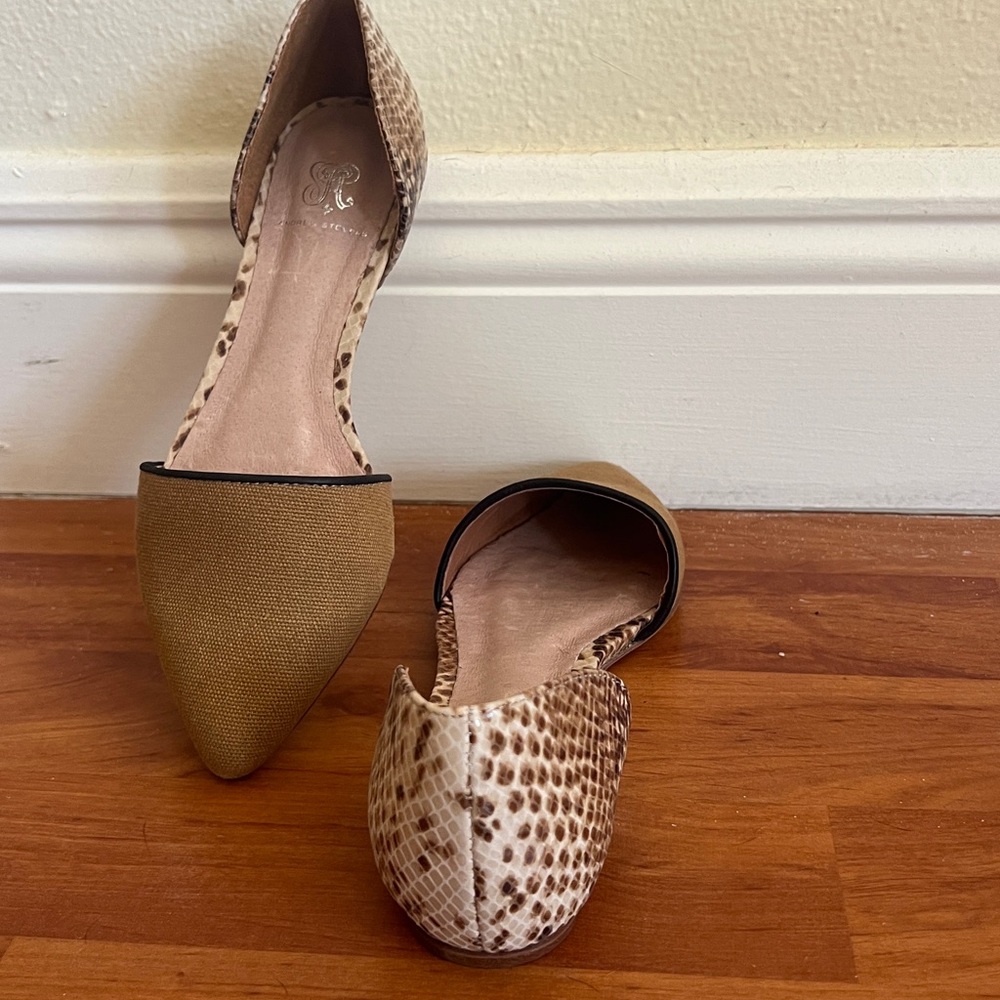 New Andrew Stevens Tan Snakeskin Canvas Flats Shoes Size 5.5 - Picture 9 of 9